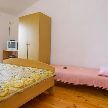 Apartman Meri Savar