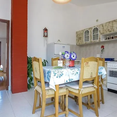 Apartman Meri Savar